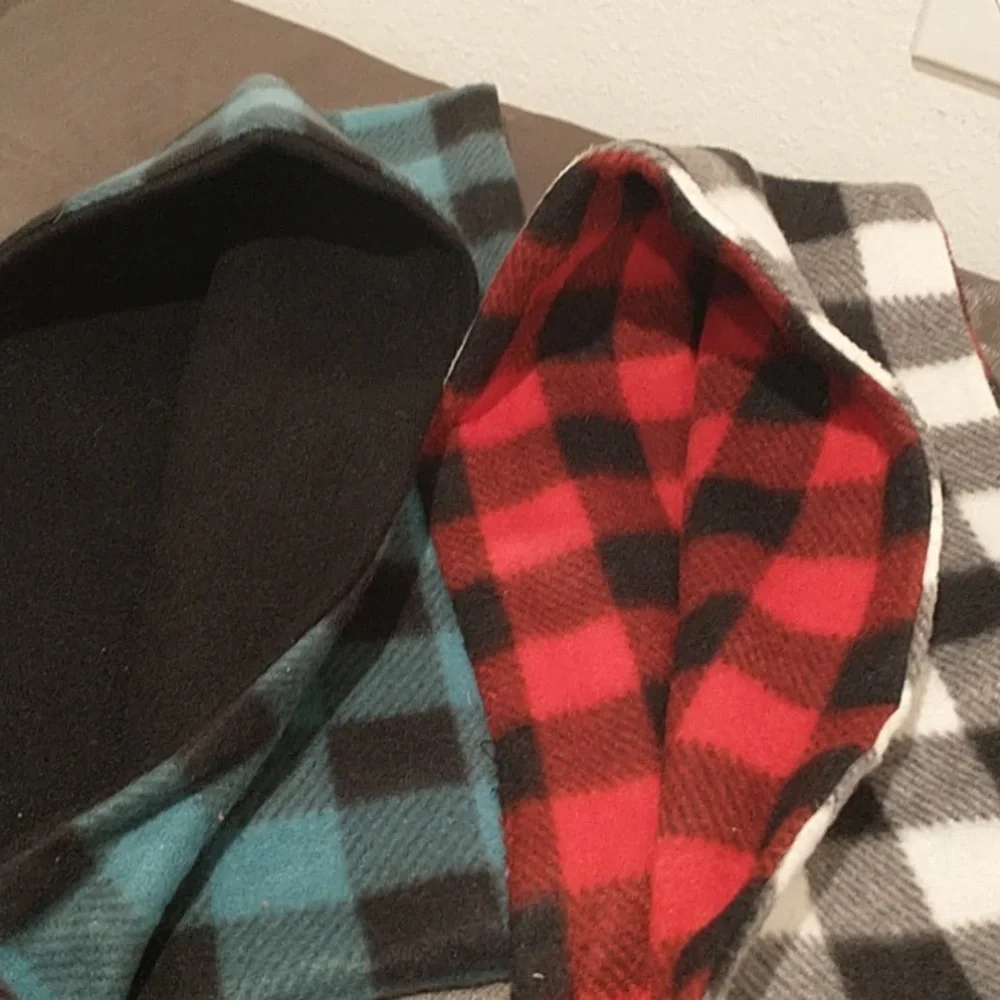 ⛵5/$15 Bundle 4 Total Scarves